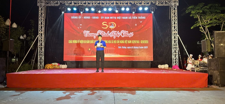 Sôi nổi chương trình nghệ thuật chào mừng Kỷ niệm 80 năm Quốc khánh 2/9- Ảnh 7.