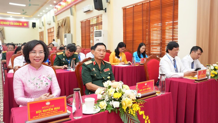 Nhiệm kỳ 2025-2030: MTTQ Việt Nam xã Dương Hòa đoàn kết, sáng tạo, phát triển, vững bước trong kỷ nguyên mới.- Ảnh 1.