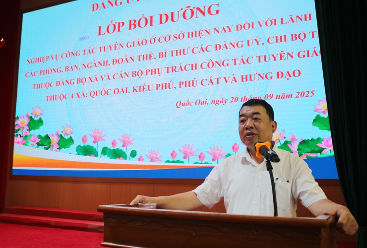 Khai giảng lớp bồi dưỡng nghiệp vụ công tác Tuyên giáo và Dân vận năm 2025- Ảnh 5.