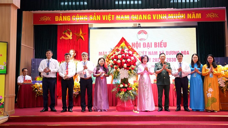 Nhiệm kỳ 2025-2030: MTTQ Việt Nam xã Dương Hòa đoàn kết, sáng tạo, phát triển, vững bước trong kỷ nguyên mới.- Ảnh 5.
