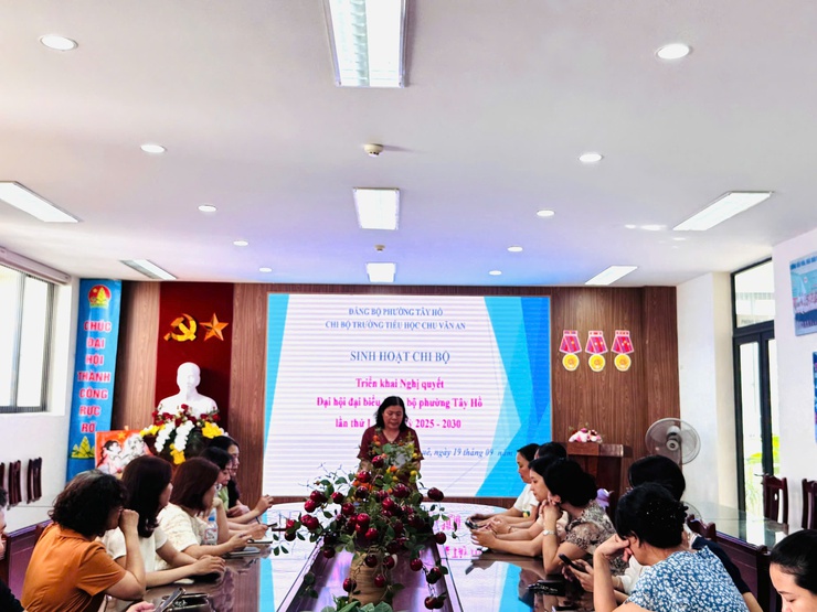 Cuộc thi trực tuyến tìm hiểu Nghị quyết Đại hội đảng bộ phường Tây Hồ thu hút hơn 2.000 lượt cán bộ, đảng viên và nhân dân tham gia - Ảnh 2.