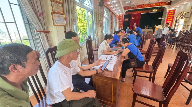 Tam Hưng đẩy mạnh chuyển đổi số từ cơ sở, lan tỏa đến cộng đồng- Ảnh 1.