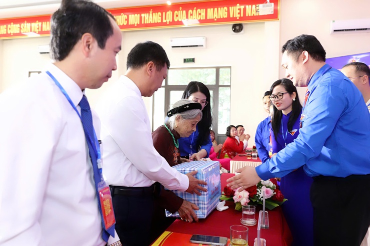 125 đại biểu dự Đại hội đại biểu Đoàn TNCS Hồ Chí Minh xã Thiên Lộc lần thứ I, nhiệm kỳ 2025 - 2030- Ảnh 2.