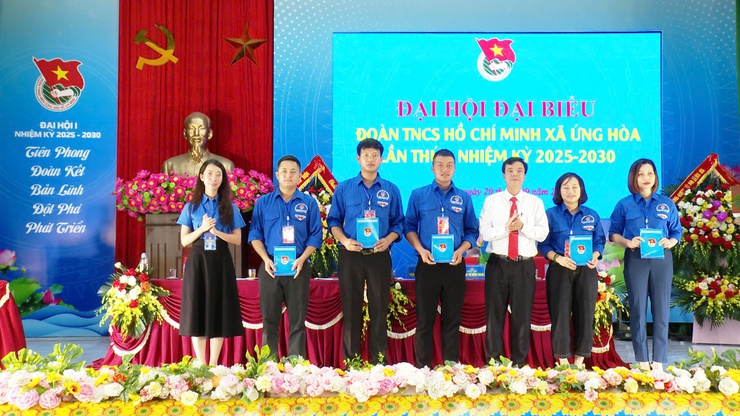 Tuổi trẻ Ứng Hòa bước vào nhiệm kỳ mới với tinh thần “Tiên phong – Đoàn kết – Bản lĩnh – Đột phá - Phát triển”.- Ảnh 9.