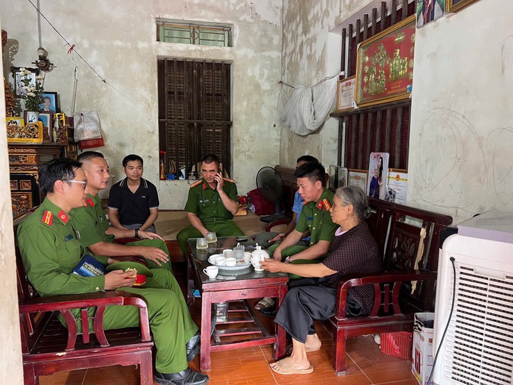 Mô hình nuôi Dế – Cánh cửa tái hòa nhập cộng đồng cho người sau cai nghiện tại xã Phúc Lộc- Ảnh 2.