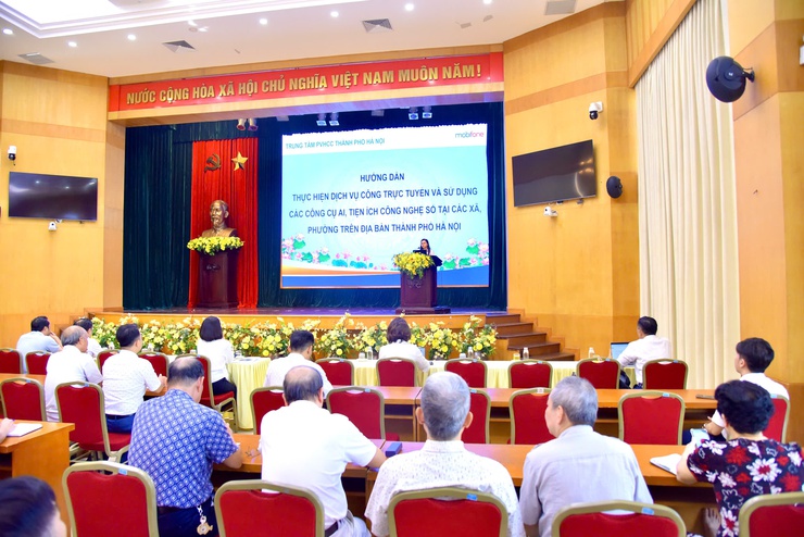 Hội nghị hướng dẫn thực hiện dịch vụ công trực tuyến và sử dụng các công cụ AI, tiện ích công nghệ số- Ảnh 7.
