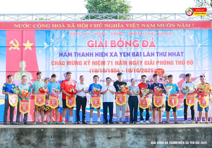 Xã Yên Bài khai mạc giải bóng đá nam thanh niên xã Yên Bài lần thứ nhất, năm 2025- Ảnh 7.