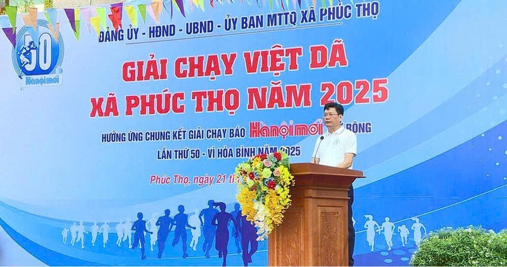 Gần 400 vận động viên tham gia Giải chạy Việt dã xã Phúc Thọ năm 2025- Ảnh 1.