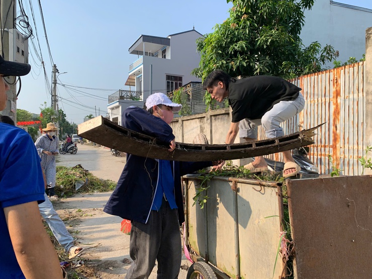 Tuổi trẻ Tam Hưng xung kích, tình nguyện vì môi trường xanh – Thiết thực chào mừng Đại hội Mặt trận Tổ quốc Việt Nam và Đại hội Đoàn Thanh niên xã nhiệm kỳ 2025-2030- Ảnh 2.