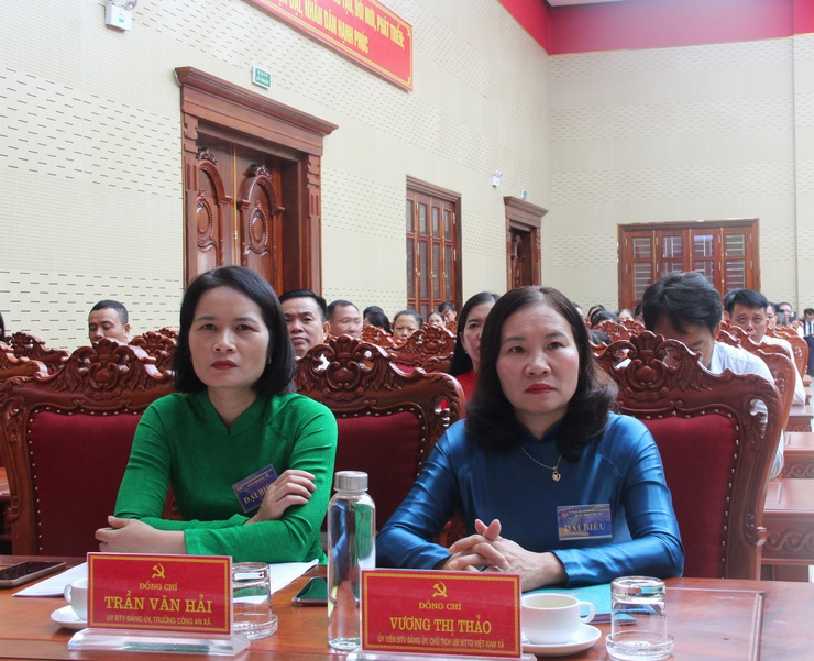Chúc mừng Đại hội Đại biểu Hội Nông dân xã Thạch Thất lần thứ I, nhiệm kỳ 2025-2030 thành công tốt đẹp
- Ảnh 7.