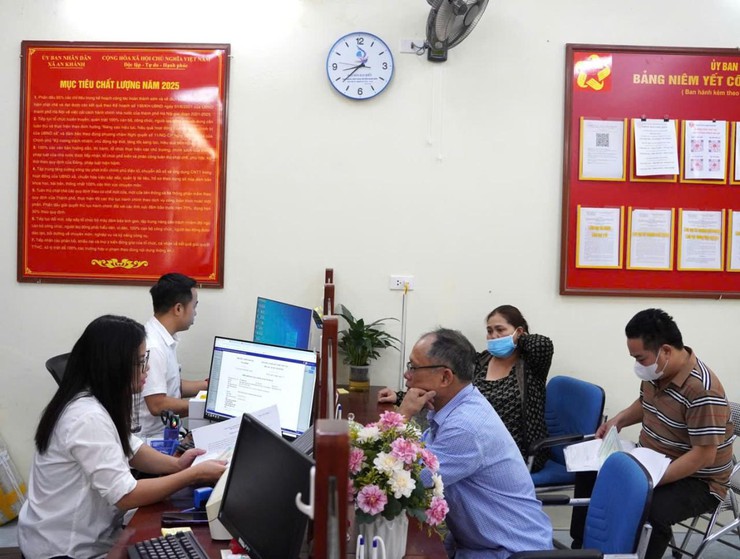 Điểm phục vụ hành chính công An Khánh: Sau gần ba tháng nỗ lực và những chuyển biến tích cực- Ảnh 5.