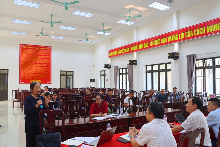 Hội nghị bàn giao thông báo thu hồi đất tại thôn Vạn Điểm- Ảnh 2.