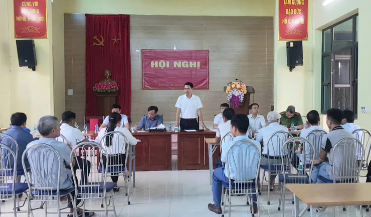 CHỦ TỊCH UBND XÃ NỘI BÀI HỒ VIỆT HÙNG LÀM VIỆC VỚI THÔN YÊN NINH VÀ THÔN NAM CƯƠNG- Ảnh 1.