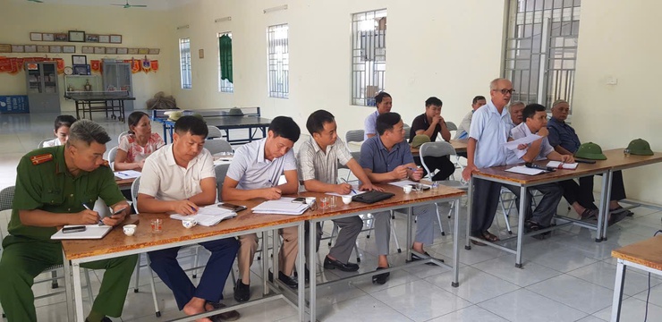 CHỦ TỊCH UBND XÃ NỘI BÀI HỒ VIỆT HÙNG LÀM VIỆC VỚI THÔN YÊN NINH VÀ THÔN NAM CƯƠNG- Ảnh 4.