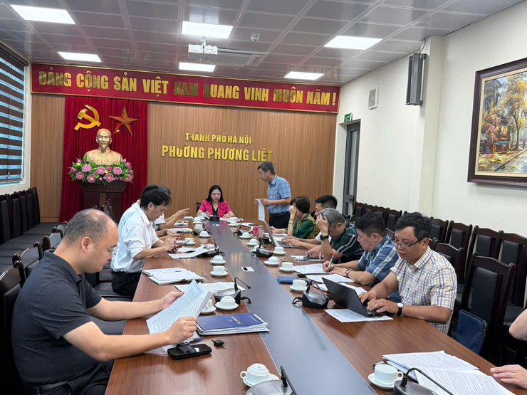 Họp Tổ Biên soạn chương trình, đề án công tác của Đảng bộ phường- Ảnh 3.
