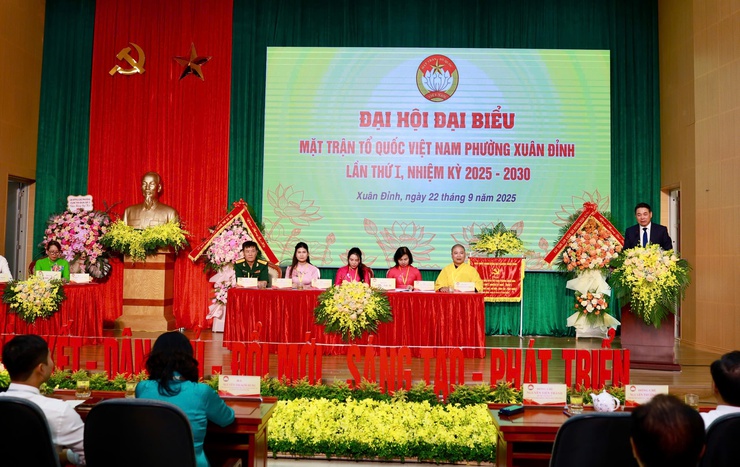 Tổ chức thành công Đại hội MTTQ phường Xuân Đỉnh lần thứ I: Dấu mốc đoàn kết, đổi mới và phát triển- Ảnh 1.