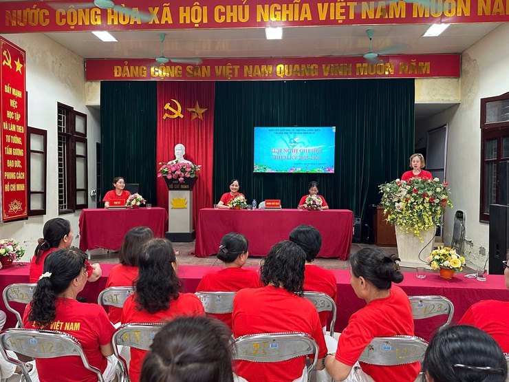 Hội liên hiệp phụ nữ phường Long Biên chỉ đạo các chi hội tổ chức thành công Hội nghị chi hội nhiệm kỳ 2025 – 2030- Ảnh 1.