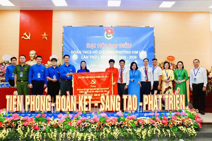 TUỔI TRẺ KIM LIÊN XUNG KÍCH, SÁNG TẠO, TRÁCH NHIỆM, TIÊN PHONG TRONG CHUYỂN ĐỔI SỐ, GÓP PHẦN XÂY DỰNG PHƯỜNG PHÁT TRIỂN BỀN VỮNG TRONG KỶ NGUYÊN MỚI- Ảnh 1.