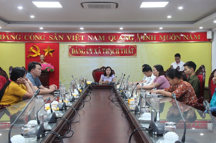 MTTQ xã Thạch Thất trao quà cho hộ gia đình có hoàn cảnh khó khăn- Ảnh 5.