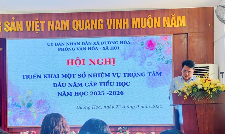 Phó Chủ tịch UBND xã Nguyễn Đình Khoa chỉ đạo công tác triển khai nhiệm vụ năm học 2025-2026 cấp Tiểu học - Ảnh 3.