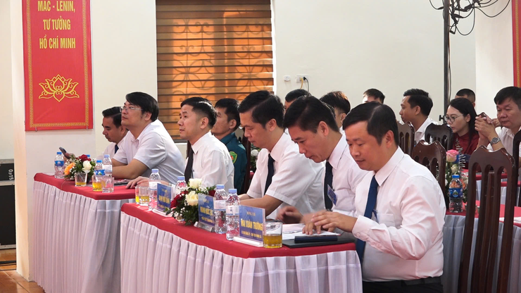 ĐẠI HỘI ĐẠI BIỂU HỘI CỰU CHIẾN BINH XÃ DÂN HOÀ LẦN THỨ VIII, NHIỆM KỲ 2025-2030: Phát huy bản chất “Bộ đội Cụ Hồ”, xây dựng tổ chức Hội vững mạnh toàn diện.- Ảnh 5.