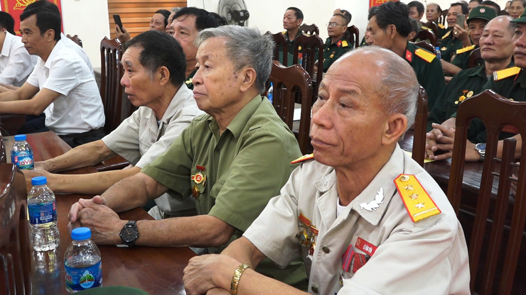 ĐẠI HỘI ĐẠI BIỂU HỘI CỰU CHIẾN BINH XÃ DÂN HOÀ LẦN THỨ VIII, NHIỆM KỲ 2025-2030: Phát huy bản chất “Bộ đội Cụ Hồ”, xây dựng tổ chức Hội vững mạnh toàn diện.- Ảnh 11.