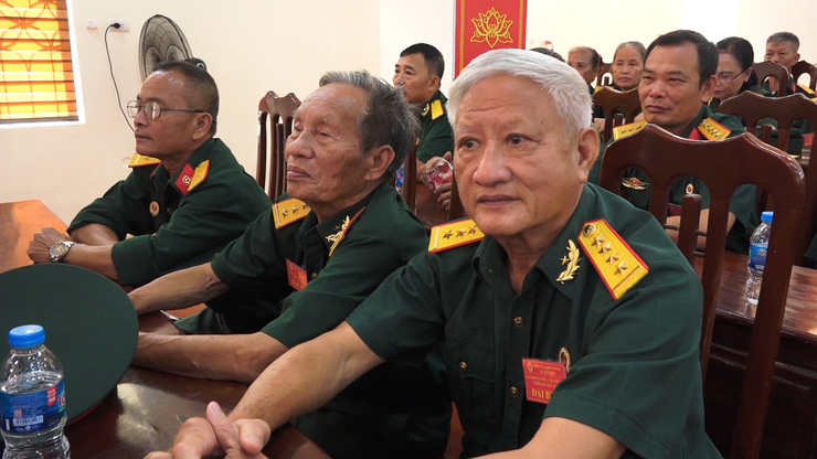 ĐẠI HỘI ĐẠI BIỂU HỘI CỰU CHIẾN BINH XÃ DÂN HOÀ LẦN THỨ VIII, NHIỆM KỲ 2025-2030: Phát huy bản chất “Bộ đội Cụ Hồ”, xây dựng tổ chức Hội vững mạnh toàn diện.- Ảnh 14.