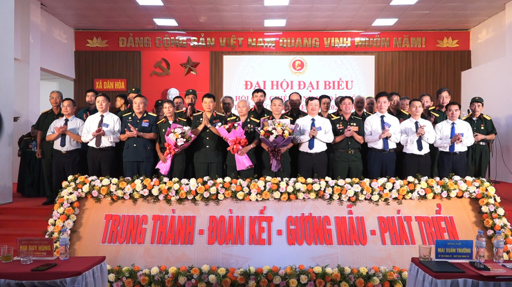 ĐẠI HỘI ĐẠI BIỂU HỘI CỰU CHIẾN BINH XÃ DÂN HOÀ LẦN THỨ VIII, NHIỆM KỲ 2025-2030: Phát huy bản chất “Bộ đội Cụ Hồ”, xây dựng tổ chức Hội vững mạnh toàn diện.- Ảnh 18.