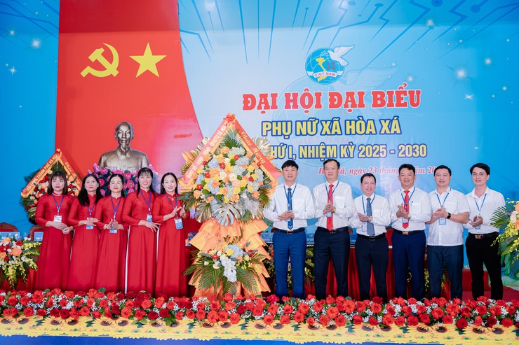 ĐẠI HỘI ĐẠI BIỂU PHỤ NỮ XÃ HÒA XÁ LẦN THỨ I, NHIỆM KỲ 2025 – 2030: KHÁT VỌNG VƯƠN LÊN TRONG KỶ NGUYÊN MỚI- Ảnh 1.