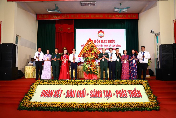 Sơn Đồng: 57 ông, bà được hiệp thương cử vào Ủy ban MTTQ xã nhiệm kỳ 2025 - 2030- Ảnh 4.