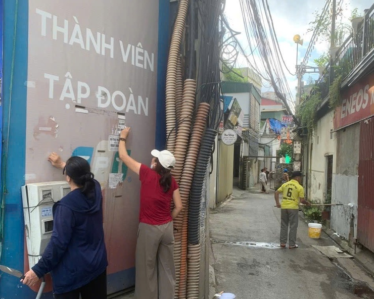 Tổ dân phố số 5 với Cuộc thi “Long Biên Sáng - Xanh - Sạch - Đẹp” năm 2025- Ảnh 9.