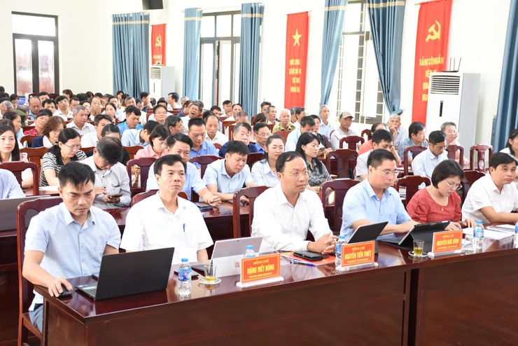 XÃ ỨNG HOÀ QUÁN TRIỆT NGHỊ QUYẾT ĐẠI HỘI ĐẢNG BỘ LẦN THỨ NHẤT VÀ CHỈ THỊ SỐ 50 CT/TƯ.- Ảnh 1.