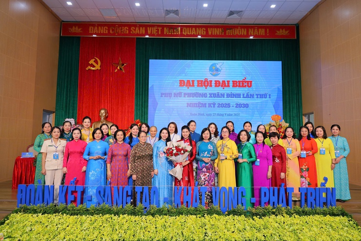 Đại hội đại biểu Phụ nữ phường Xuân Đỉnh lần thứ I: Khẳng định vai trò, trí tuệ và khát vọng của phụ nữ thời kỳ mới- Ảnh 1.
