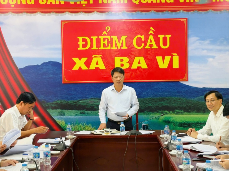 BAN THƯỜNG TRỰC ĐẢNG UỶ XÃ BA VÌ TỔ CHỨC HỘI NGHỊ BAN CHẤP HÀNH LẦN THỨ 2- Ảnh 1.