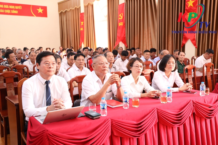 UBND xã Kiều Phú tổ chức hội nghị tuyên truyền, phổ biến Luật Đất đai năm 2024- Ảnh 3.