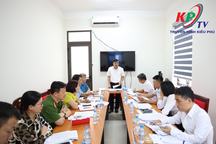 Ban thường vụ Đảng uỷ xã Kiều Phú tổ chức hội nghị triển khai, quán triệt một số nhiệm vụ trọng tâm trong những tháng cuối năm 2025- Ảnh 1.