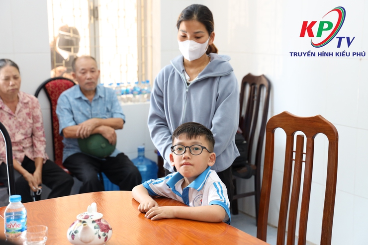 Xã Kiều Phú tổ chức hội nghị xét xác định mức độ khuyết tật cho 75 đối tượng- Ảnh 9.