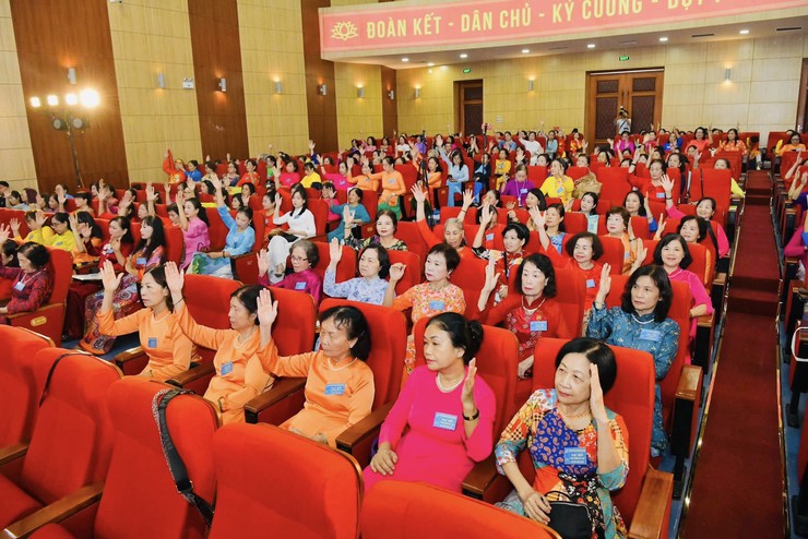 Đại hội đại biểu Hội Liên hiệp phụ nữ phường Bạch Mai lần thứ I, nhiệm kỳ 2025-2030
- Ảnh 3.