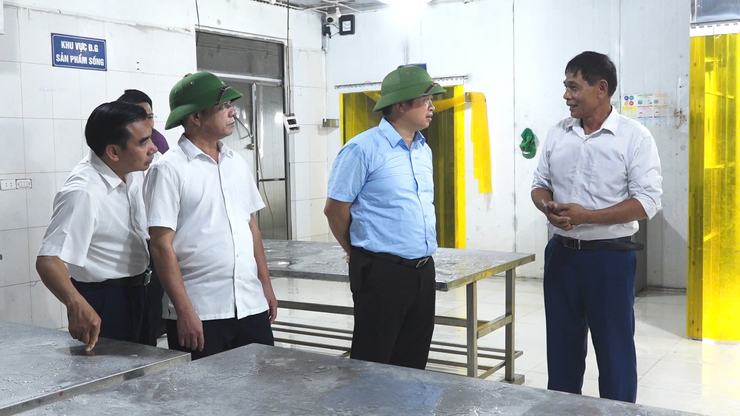 Thường trực Đảng ủy xã Dân Hòa thăm, làm việc với các mô hình nông dân tiêu biểu: Động lực phát triển kinh tế địa phương
- Ảnh 2.