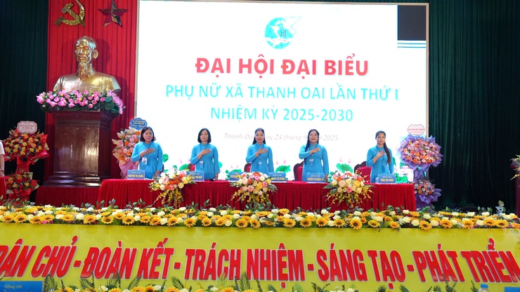 Đại hội đại biểu Phụ nữ xã Thanh Oai lần thứ I, nhiệm kỳ 2025 - 2030 - "Đoàn kết – Sáng tạo – Tự tin – Phát triển"- Ảnh 9.