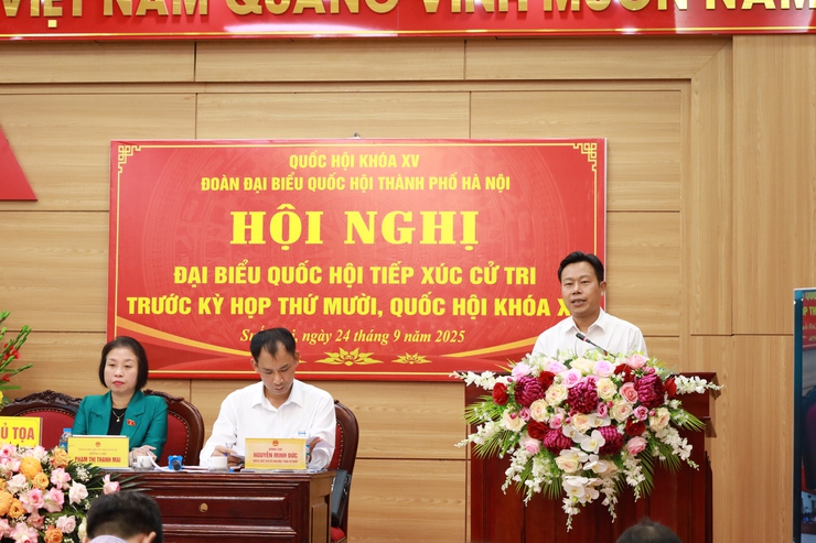 Đoàn đại biểu Quốc hội TP Hà Nội, đơn vị bầu cử số 7 tiếp xúc cử tri tại xã Suối Hai

- Ảnh 5.