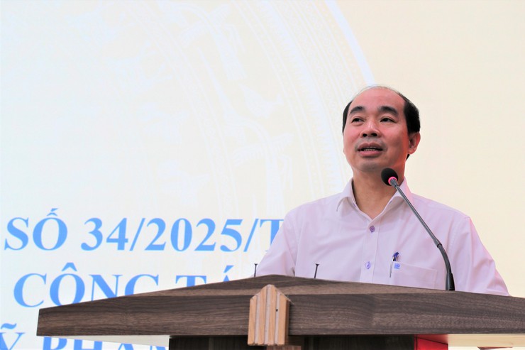 Tăng cường thực hiện nghiêm túc các quy định của pháp luật trong sản xuất, kinh doanh mỹ phẩm - Ảnh 2.