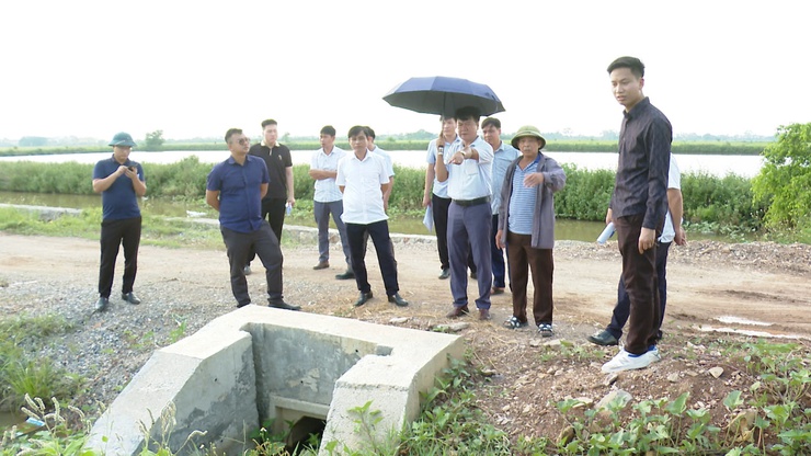 HỘI ĐỒNG NHÂN DÂN XÃ ỨNG HÒA TỔ CHỨC KHẢO SÁT CÁC DỰ ÁN ĐẦU TƯ TRÊN ĐỊA BÀN.- Ảnh 1.