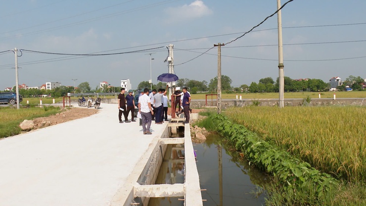 HỘI ĐỒNG NHÂN DÂN XÃ ỨNG HÒA TỔ CHỨC KHẢO SÁT CÁC DỰ ÁN ĐẦU TƯ TRÊN ĐỊA BÀN.- Ảnh 2.