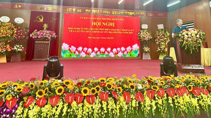 Phường Định Công tổ chức Hội nghị tuyên truyền phổ biến giáo dục pháp luật, hoà giải ở cơ sở và Chuẩn TCPL trên địa bàn phường năm 2025- Ảnh 1.