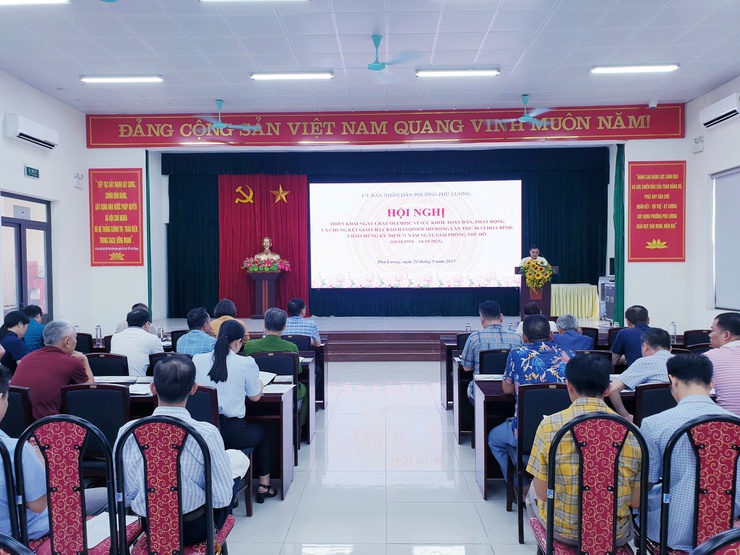 Phường Phú Lương triển khai kế hoạch tổ chức Ngày chạy Olympic vì sức khỏe toàn dân, phát động và chung kết giải chạy Báo Hà Nội mới mở rộng lần thứ 50 -  Vì hòa bình năm 2025- Ảnh 1.
