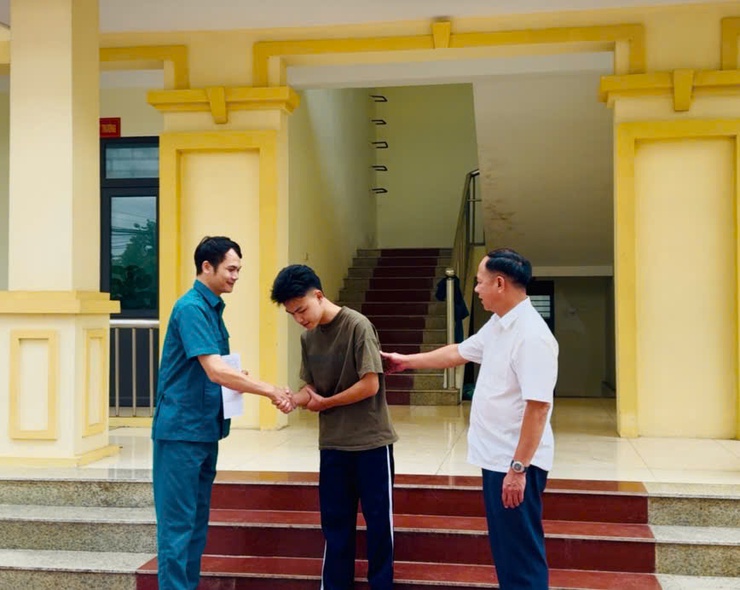 Sôi nổi phong trào tình nguyện nhập ngũ ở Tam Hưng- Ảnh 3.