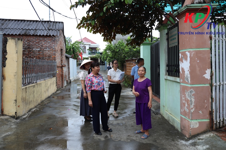 Xã Kiều Phú chính thức khởi động lại công tác kiểm tra, chấm điểm Cuộc thi “Giữ gìn đường làng, ngõ xóm, Thôn Sáng - xanh - sạch - đẹp và an toàn” năm 2025- Ảnh 17.