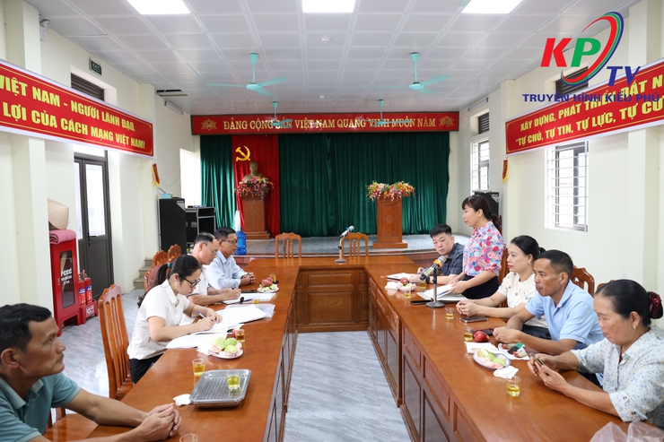 Xã Kiều Phú chính thức khởi động lại công tác kiểm tra, chấm điểm Cuộc thi “Giữ gìn đường làng, ngõ xóm, Thôn Sáng - xanh - sạch - đẹp và an toàn” năm 2025- Ảnh 9.