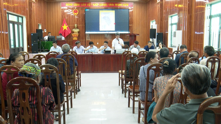 Hội nghị tháo gỡ vướng mắc, đẩy nhanh tiến độ thực hiện dự án Khu công nghiệp làng nghề Nam Tiến- Ảnh 1.